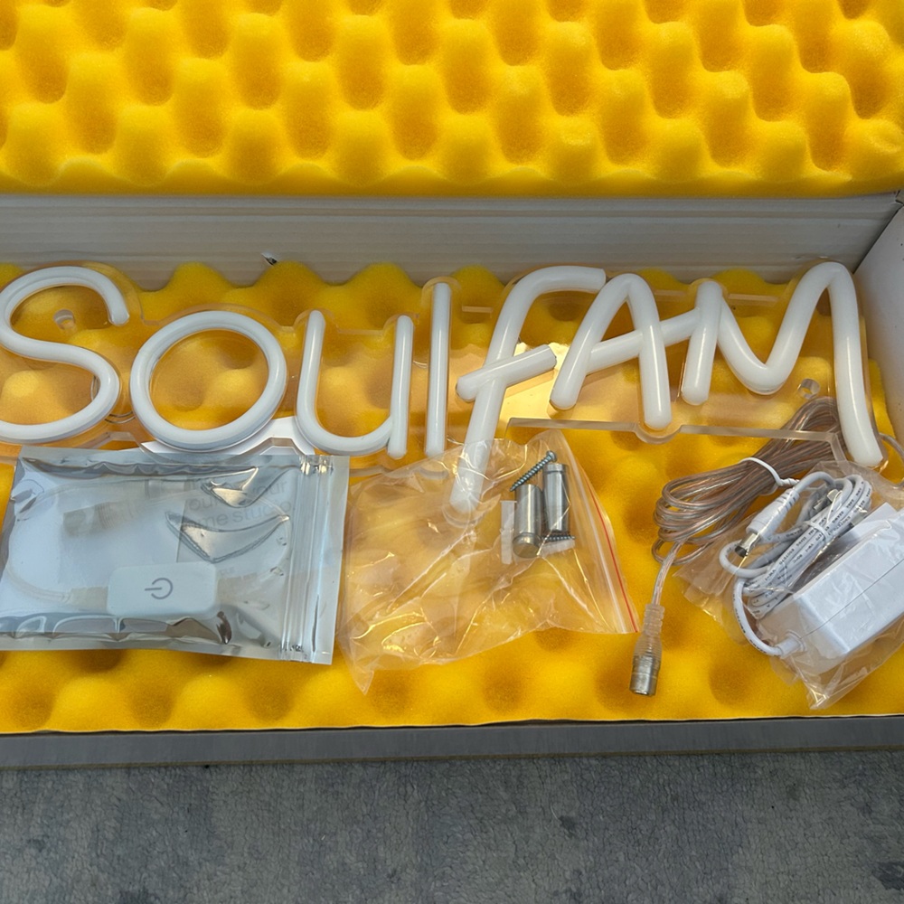 SoulFAM Neon Sign